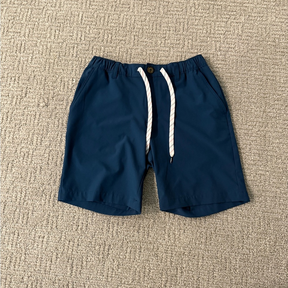 Chubbies men’s navy blue shorts